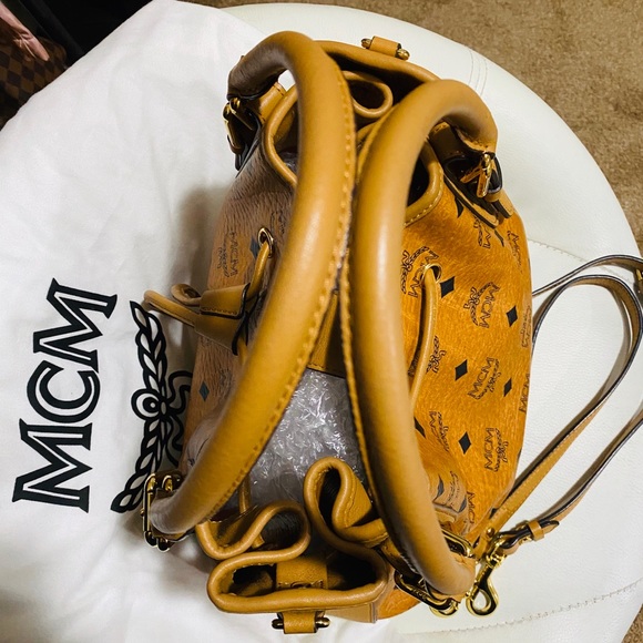 Pre-owned MCM Visetos Bucket Bag - Picture 4 of 7